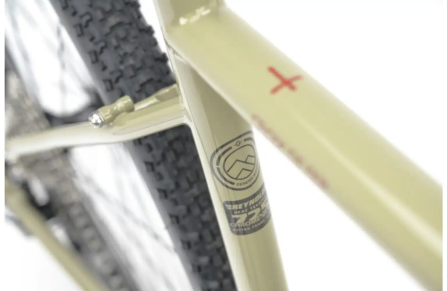 Genesis Croix de Fer 30